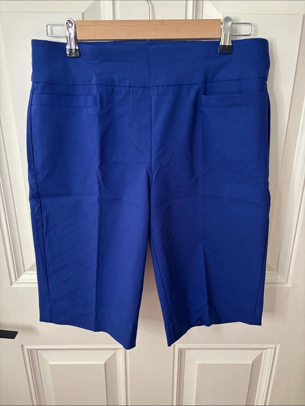 NWOT croft & barrow Royal Blue Pull-On Bermuda Shorts